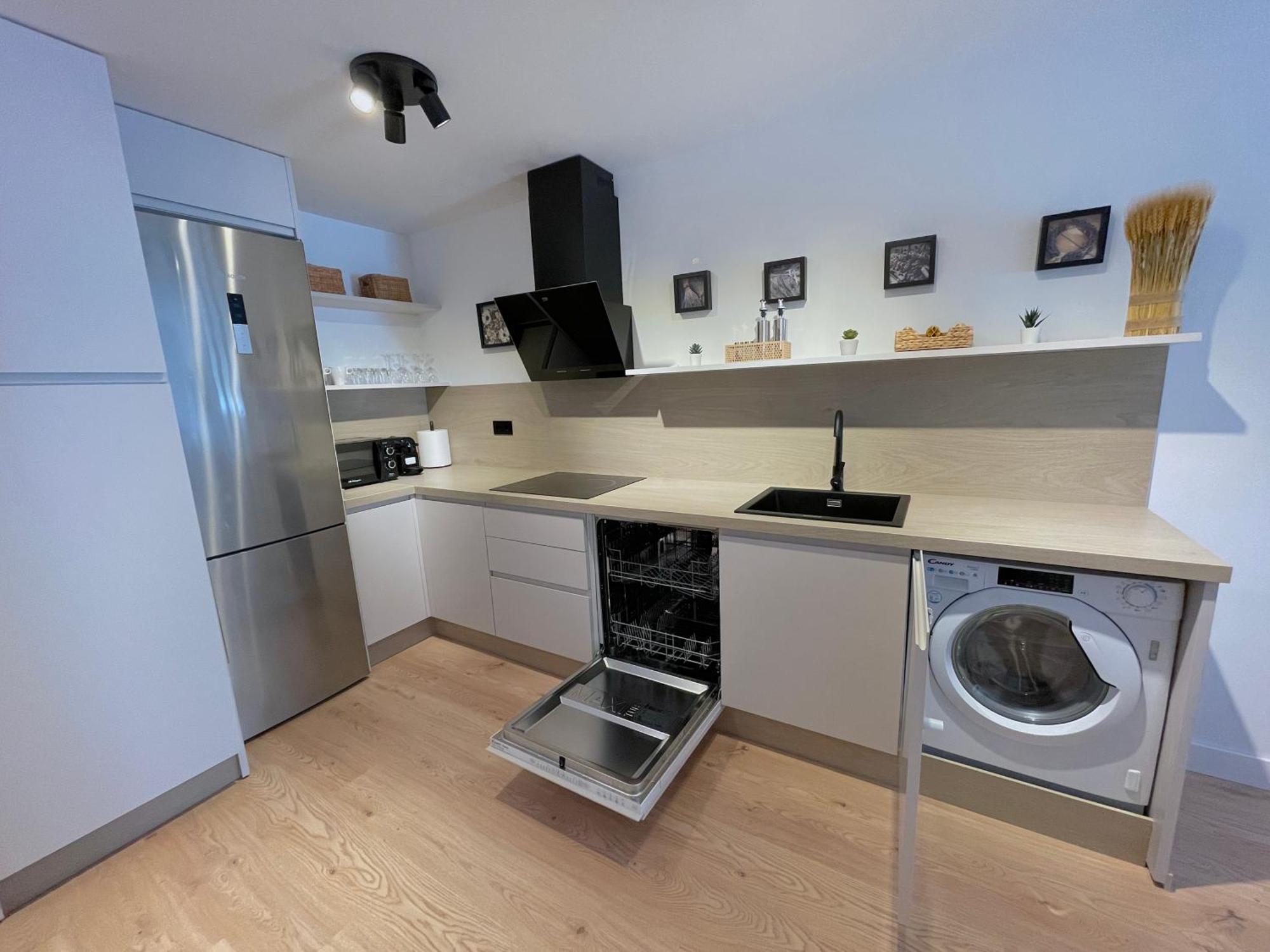 Apartamento La Botica Garaje Incluido Huelva Exterior photo